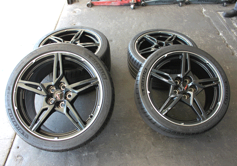 Corvette C8 Wheels 19" + 20" Rims Factory OEM 14007 14008 staggered Tires