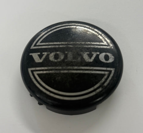 Volvo Wheel Black Silver Plastic OEM Center Cap 8646379 1125-01
