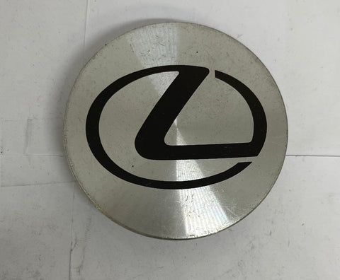 LEXUS CENTER CAP USED